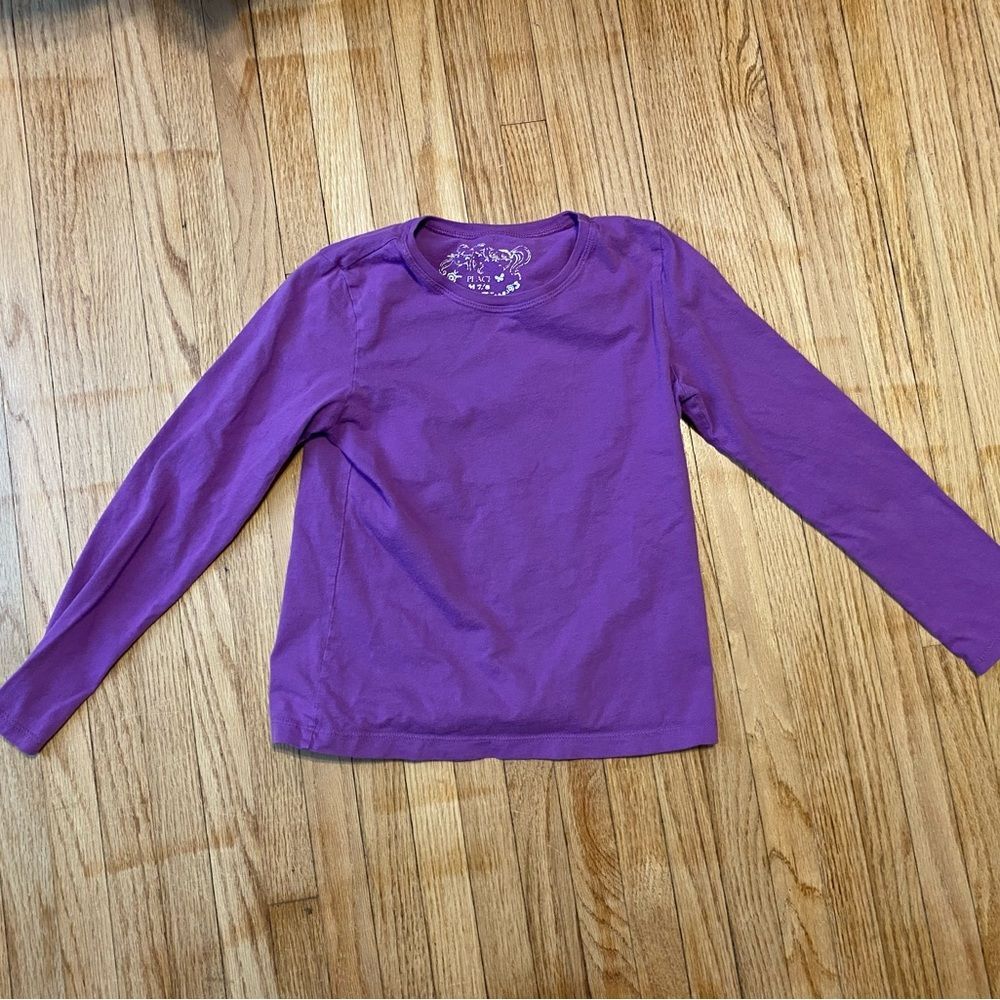 Children’s Place M 7/8 Girl purple long sleeved t-shirt